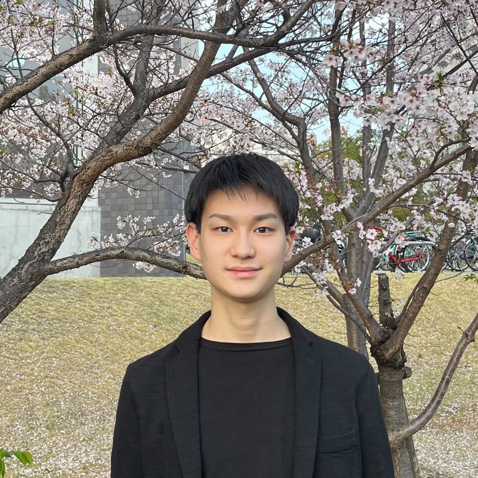 岡坂 郁杜